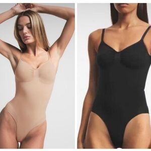 BNWOT  Skims Shapewear Brief Bodysuit 2pc Size L MSRP $160